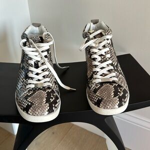 If you like animal prints, these sneakers are great  Paige  very gently worn